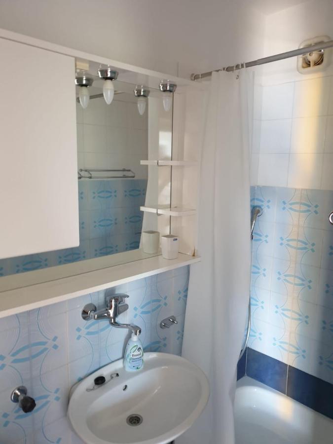 Apartman David Tribunj  Luaran gambar