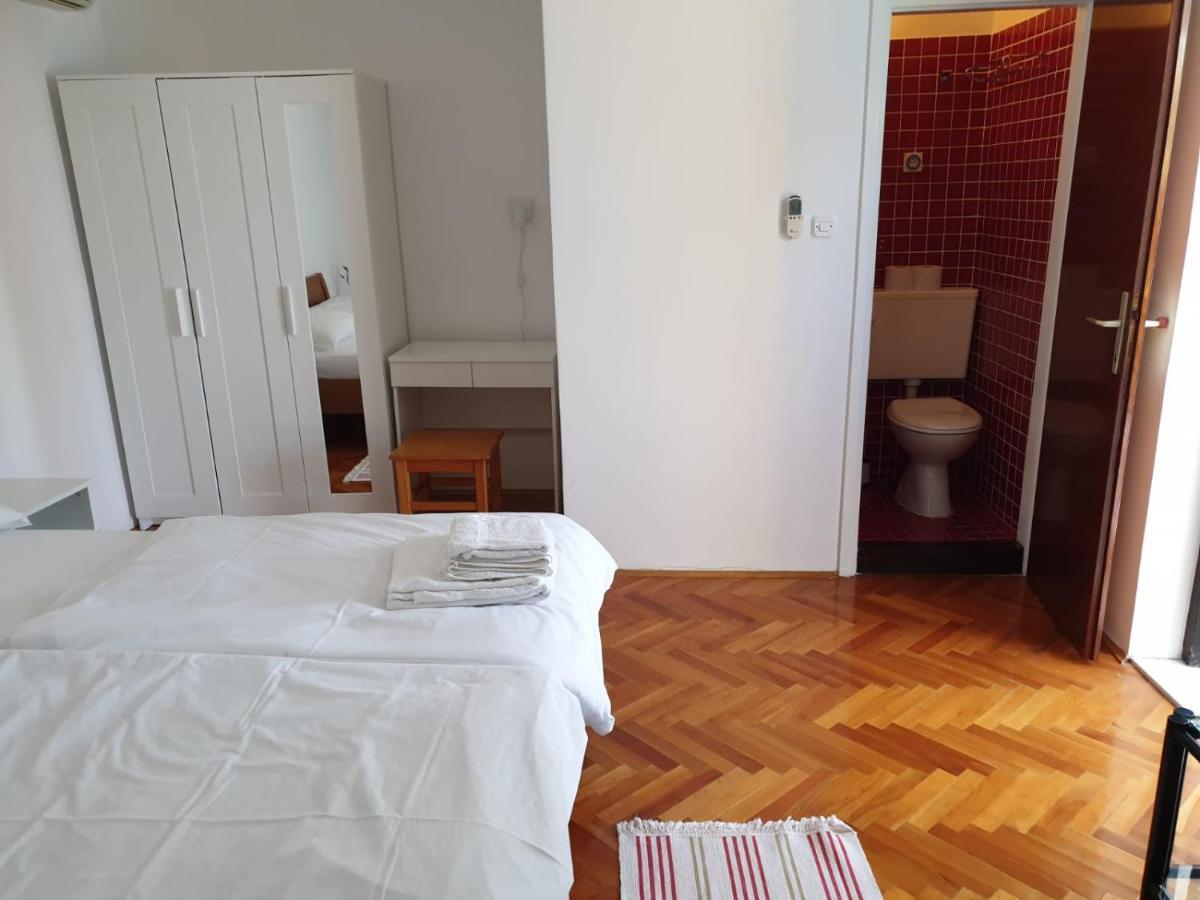 Apartman David Tribunj  Luaran gambar